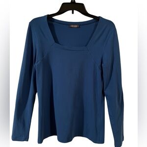 Royal blue size small long, sleeved boat, neck women’s top Dolcezza